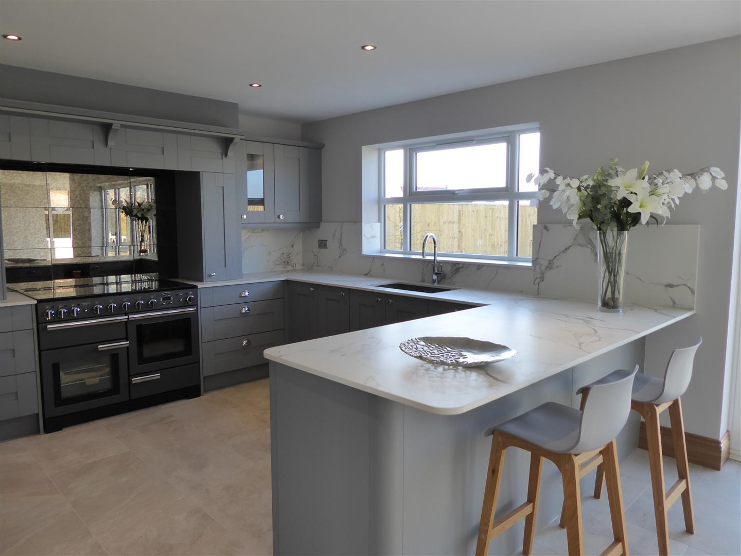 LIVING DINING KITCHEN
